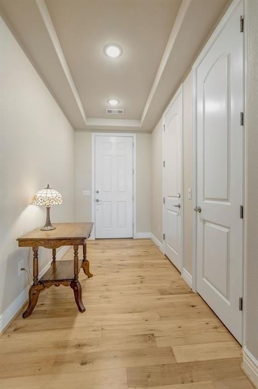 9625 Heartwood Dr - Photo 4 of 34