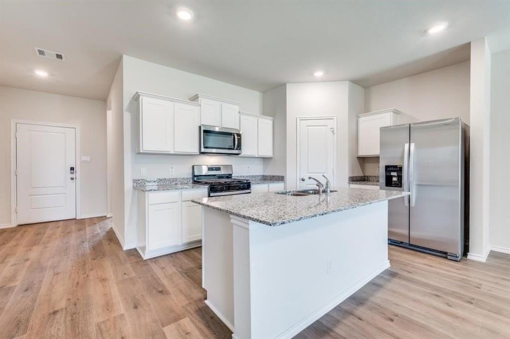 3924 River Rock Avenue - Photo 3 of 14