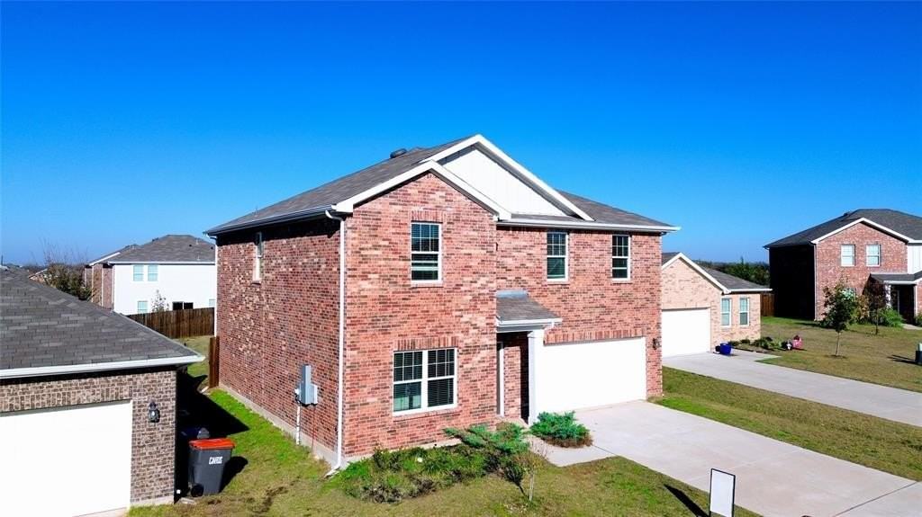 708 Bois D Arc Lane - Photo 3 of 21