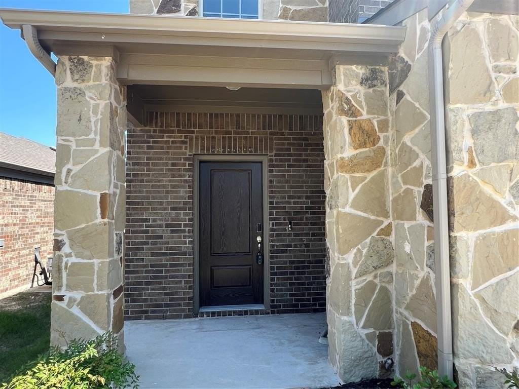 1821 Ferguson Lane - Photo 3 of 26