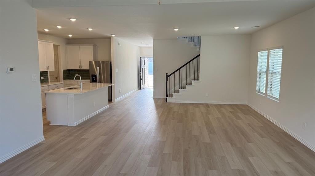 612 Tidal Dr - Photo 6 of 40