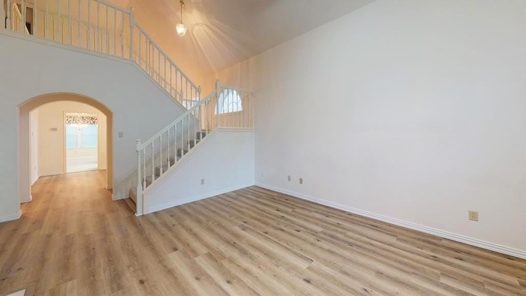 6111 Jereme Trl - Photo 2 of 12