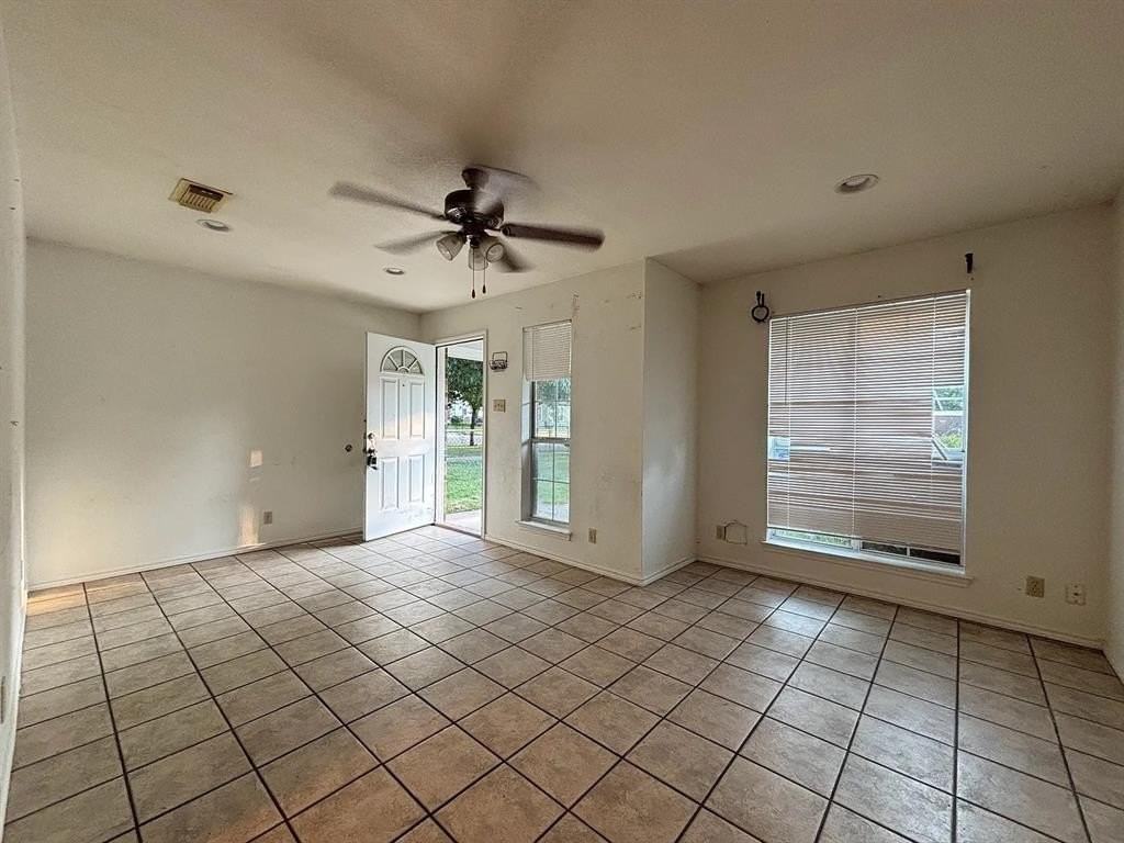 807 N Cleveland Ave #805 - Photo 4 of 13