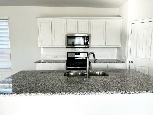 1718 Cecil Crest Ln - Photo 4 of 35