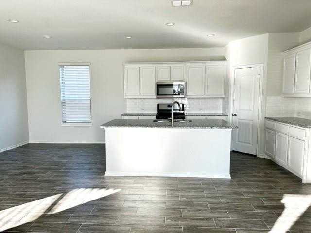 1718 Cecil Crest Ln - Photo 6 of 35