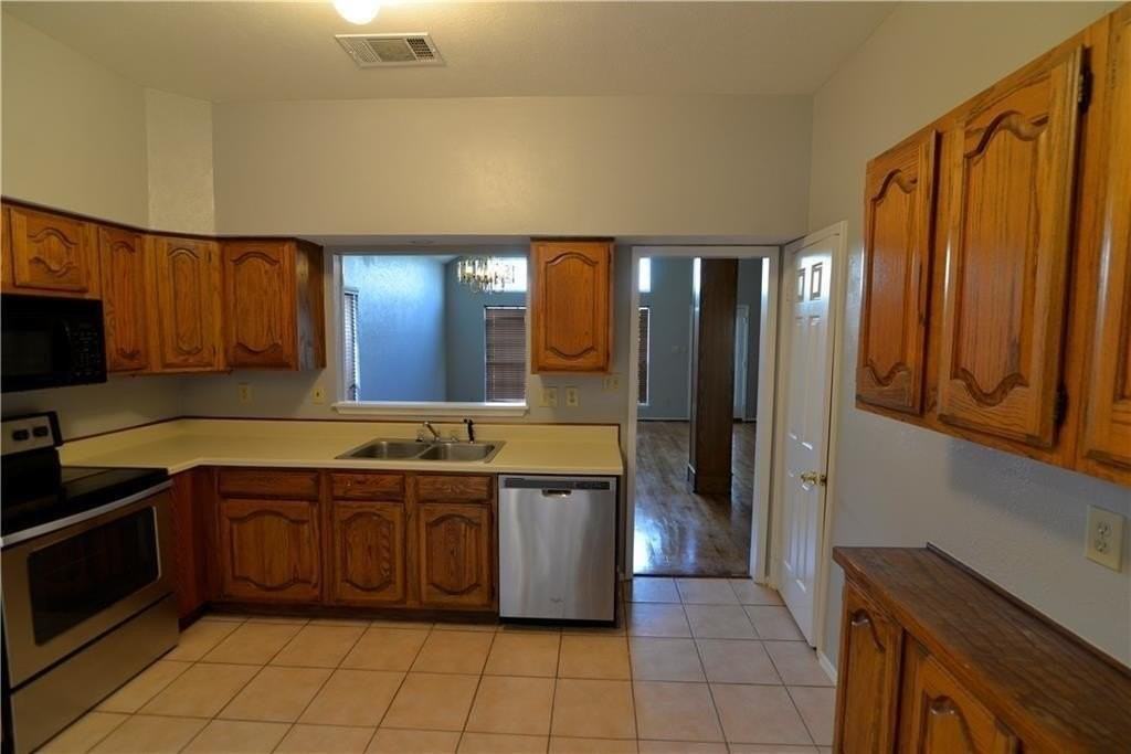 4309 Jenning Ct - Photo 5 of 7