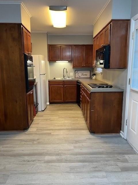 9406 Normandie Drive - Photo 4 of 8