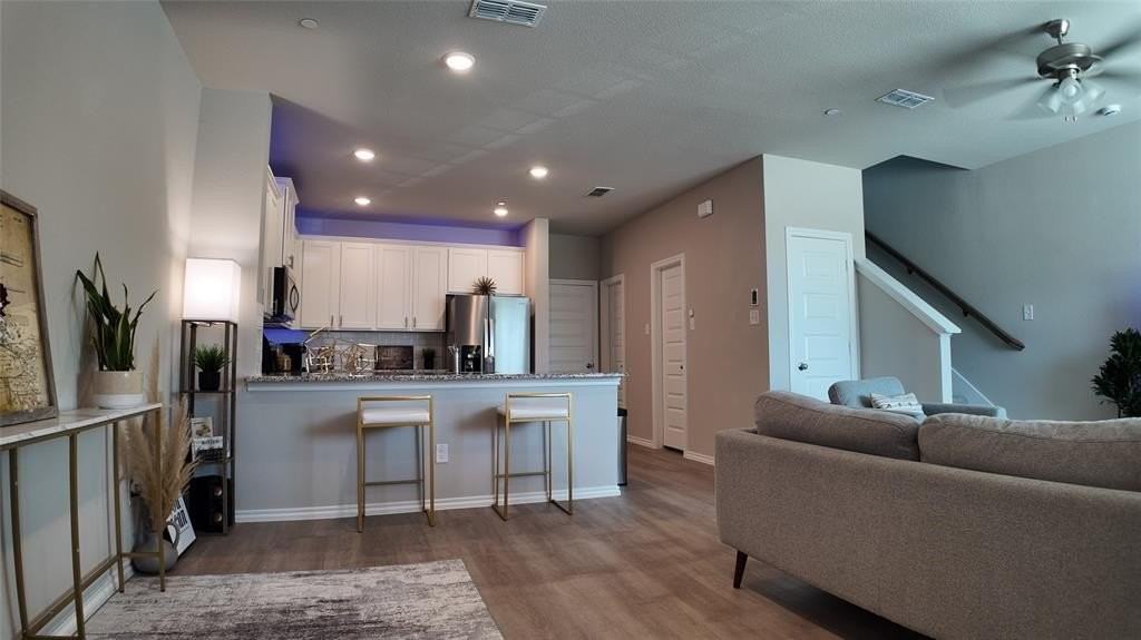 2944 Baneberry Ln - Photo 6 of 26