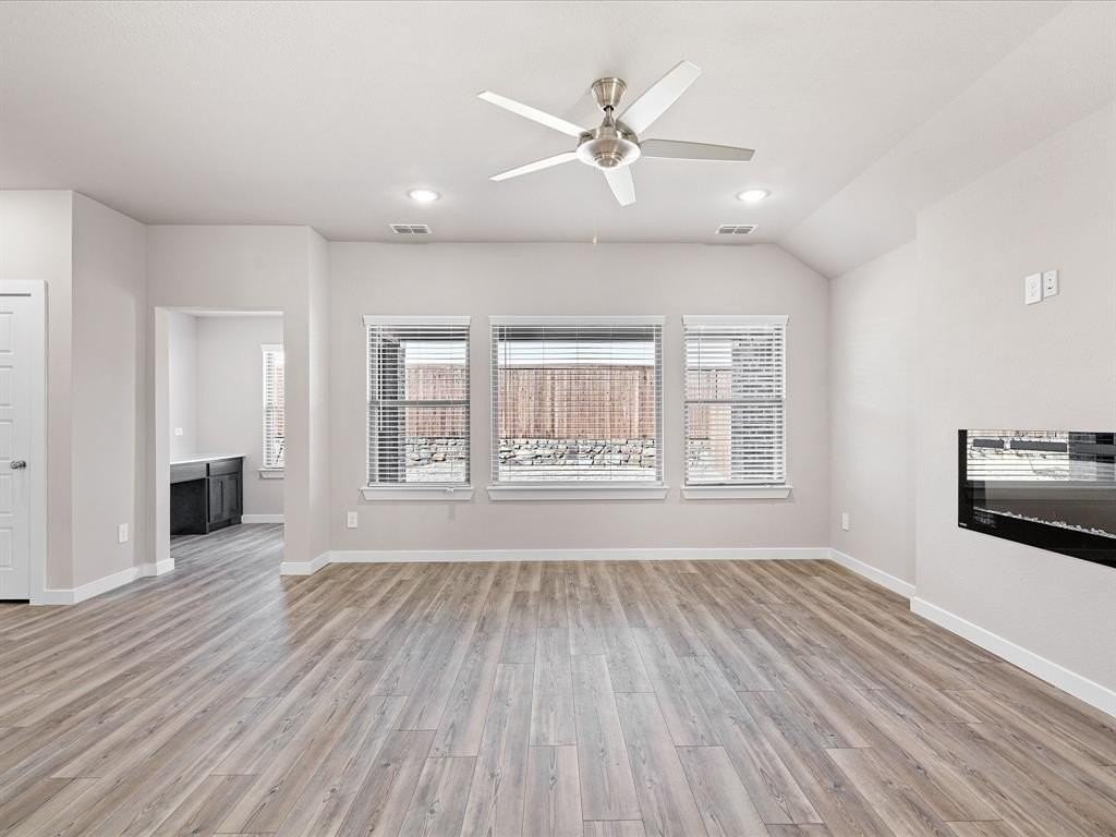 643 Medinah Rd - Photo 6 of 28