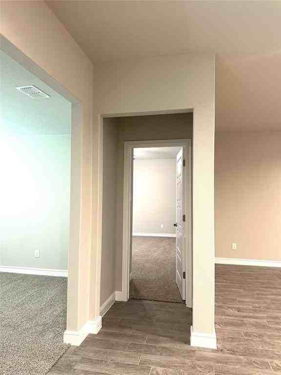 211 Tristan St - Photo 6 of 27