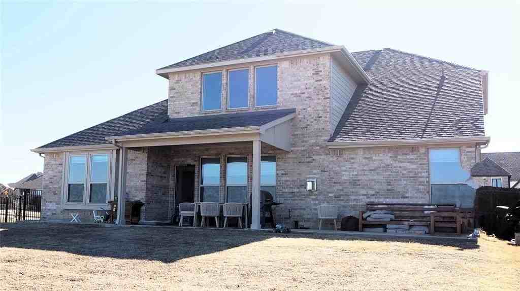 4317 Swallow Dr - Photo 4 of 36