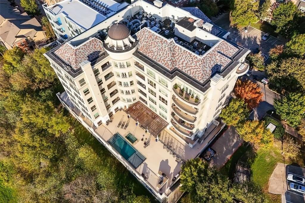 501 Samuels Ave #320 - Photo 4 of 39