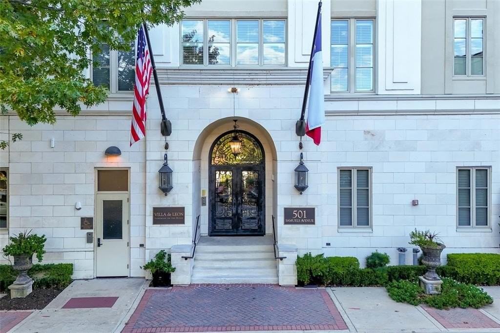 501 Samuels Ave #320 - Photo 5 of 39