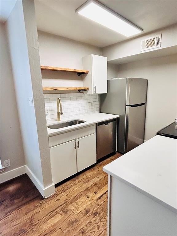 2211 S Vernon Ave #207 - Photo 3 of 19