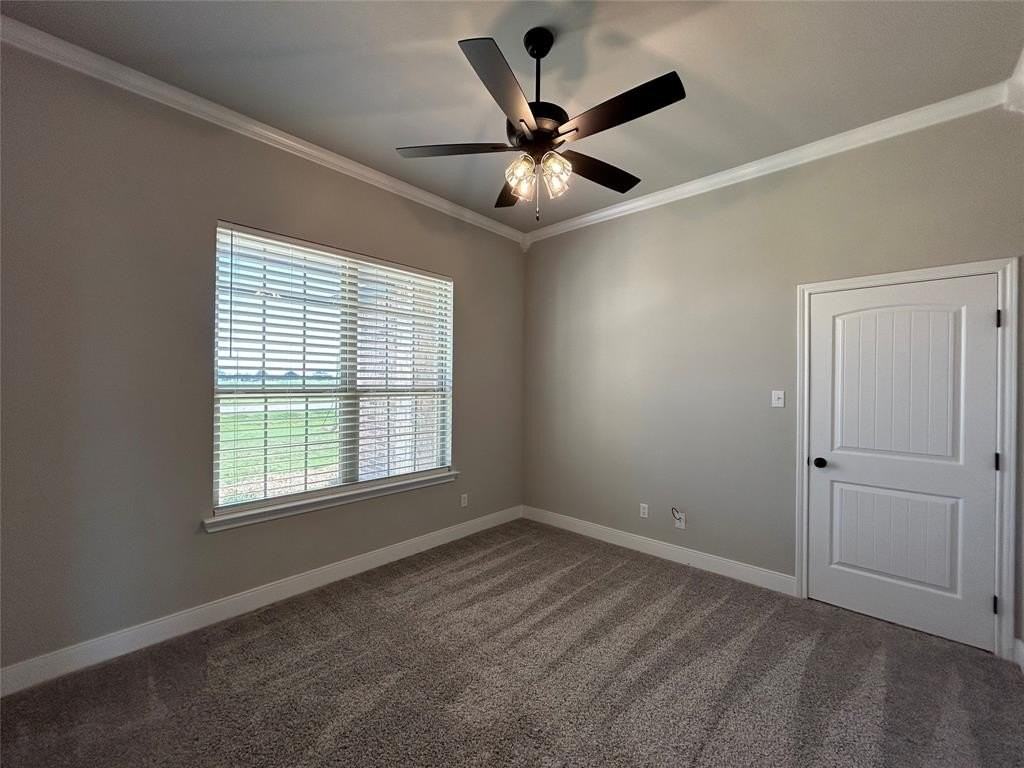 1025 Katie Court - Photo 7 of 33