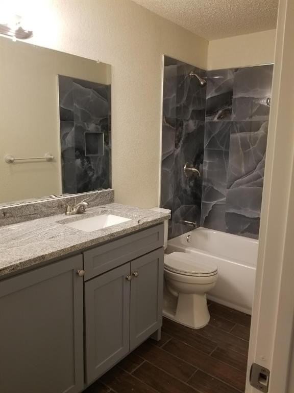 7507 April Ln - Photo 6 of 12