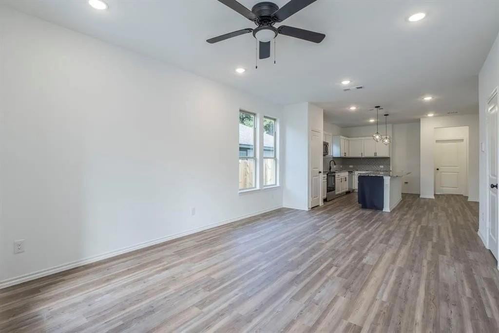 3228 Tuskegee St - Photo 2 of 18