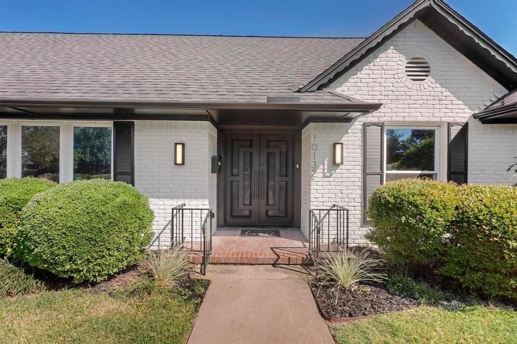 10132 Medlock Dr - Photo 4 of 37