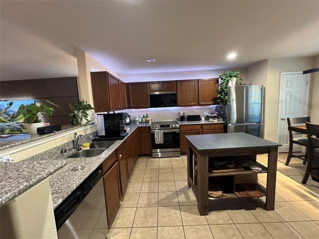 12946 Adela Drive - Photo 7 of 15