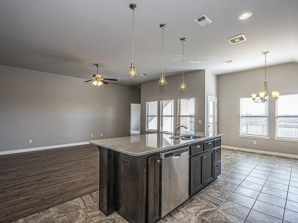 2328 Nw 191st Ct - Photo 6 of 31