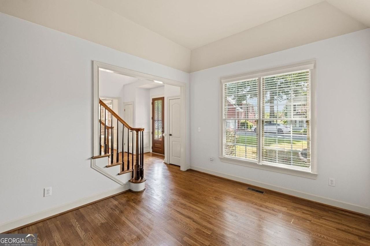 12857 Waterside Dr - Photo 7 of 50