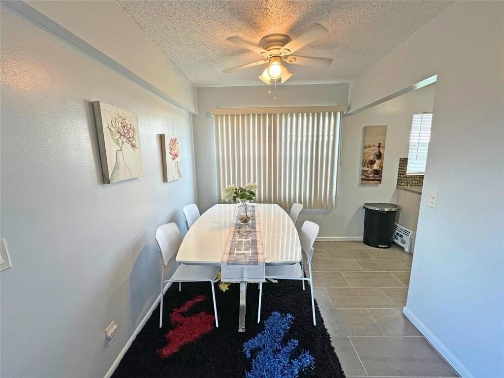 543 Mansfield M - Photo 4 of 32