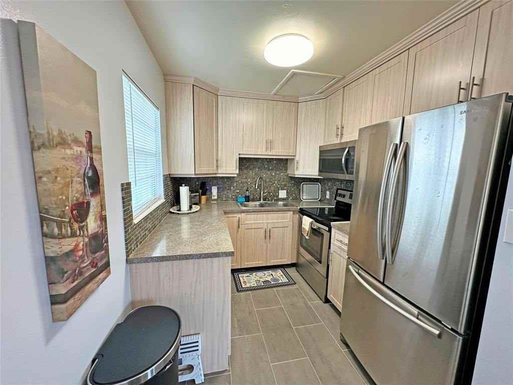 543 Mansfield M - Photo 5 of 32