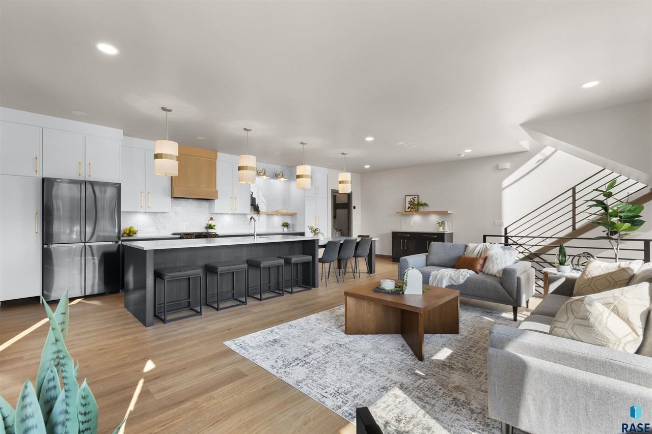 2807 S Terry Ave - Photo 5 of 31