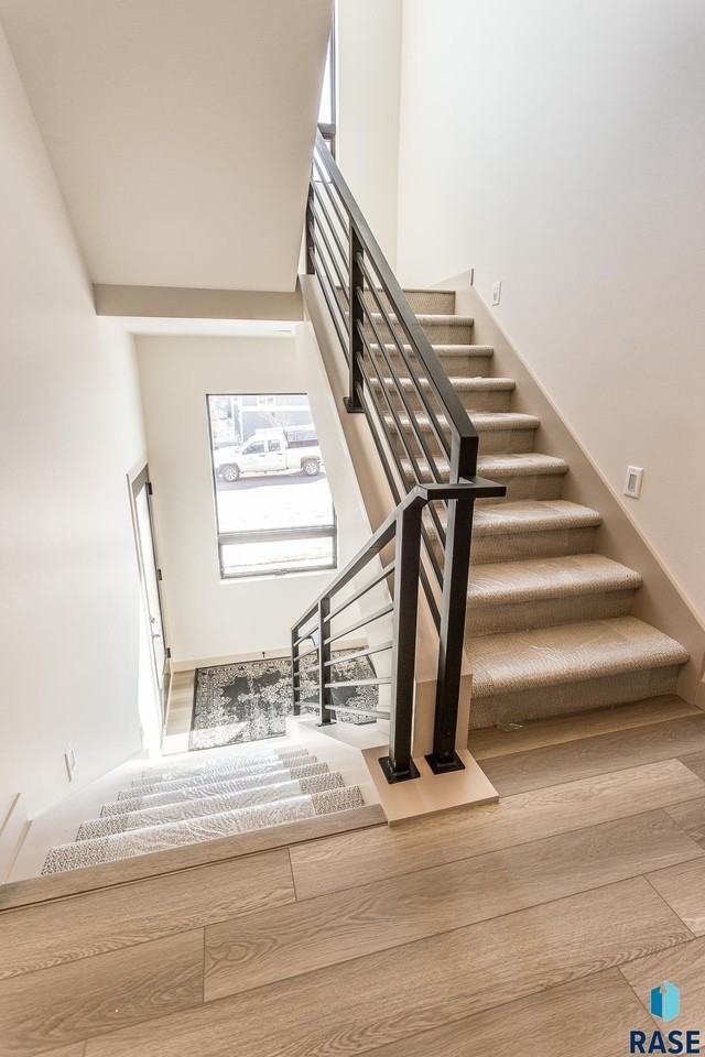 2803 South Terry Avenue - Photo 2 of 31