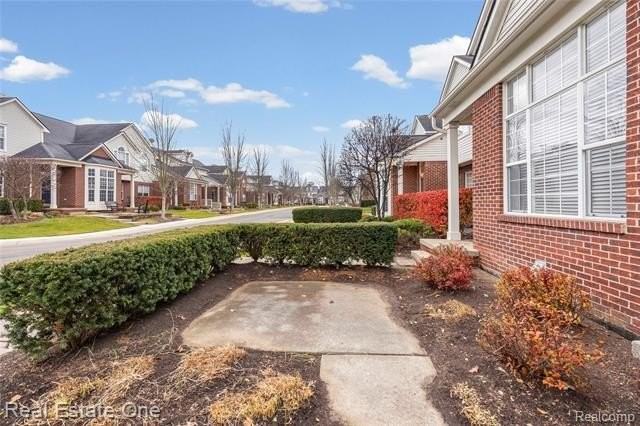 23102 Alexa Drive - Photo 2 of 41