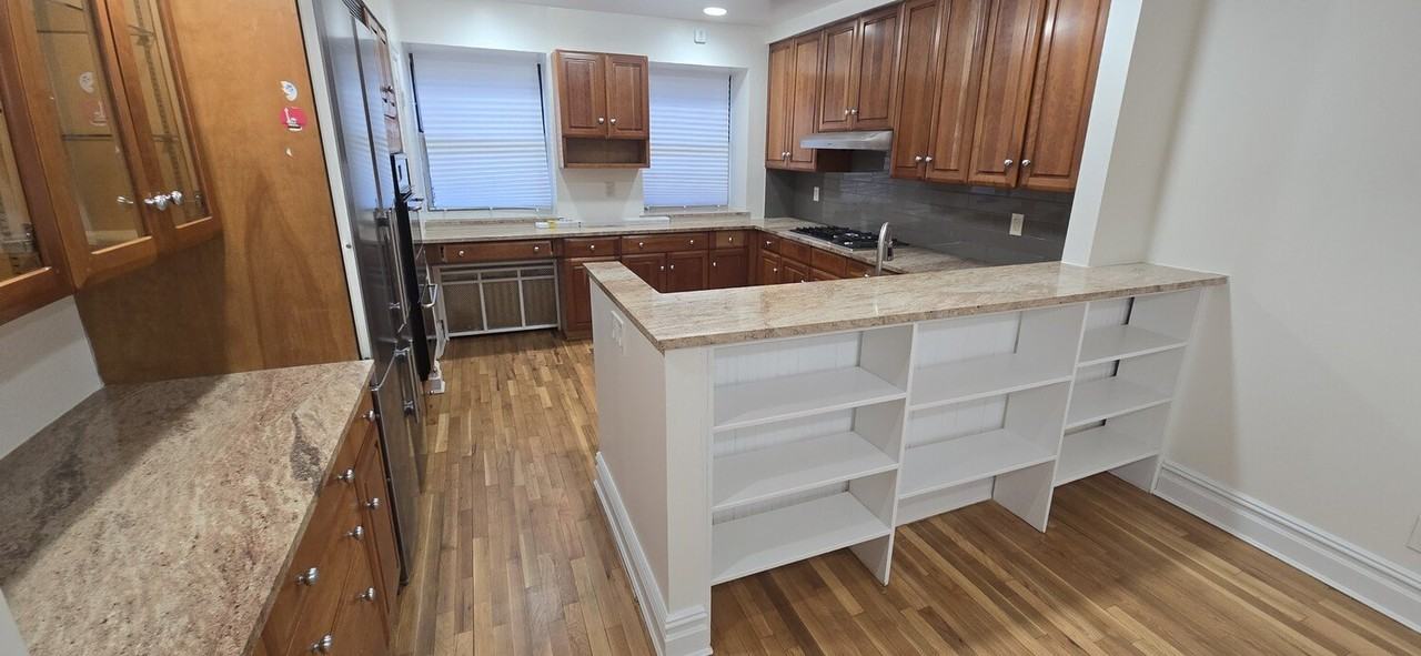 127 W 75th St #1 - Photo 2 of 11