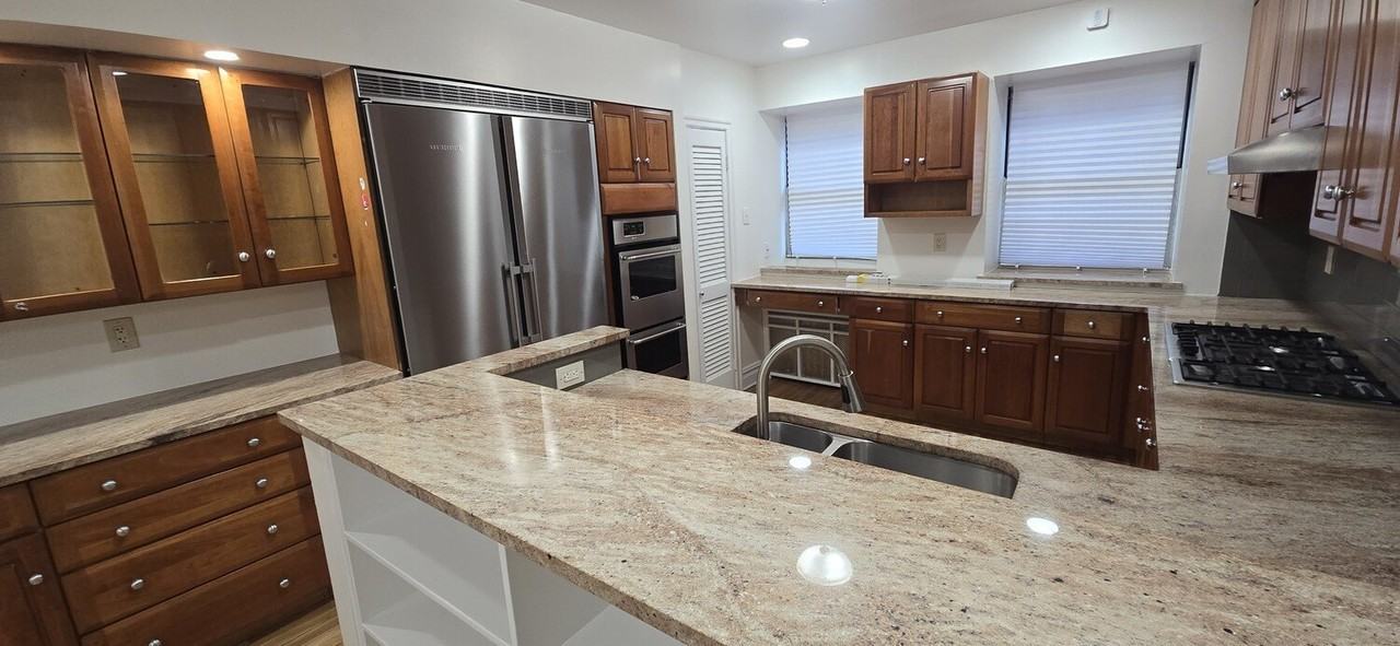 127 W 75th St #1 - Photo 3 of 11