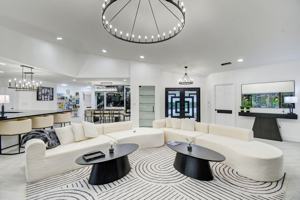 featured image of 13302 Doubletree Cir