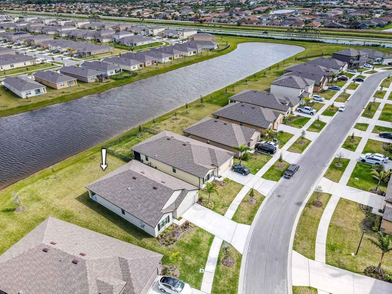 9767 Sw Triton Way - Photo 3 of 50