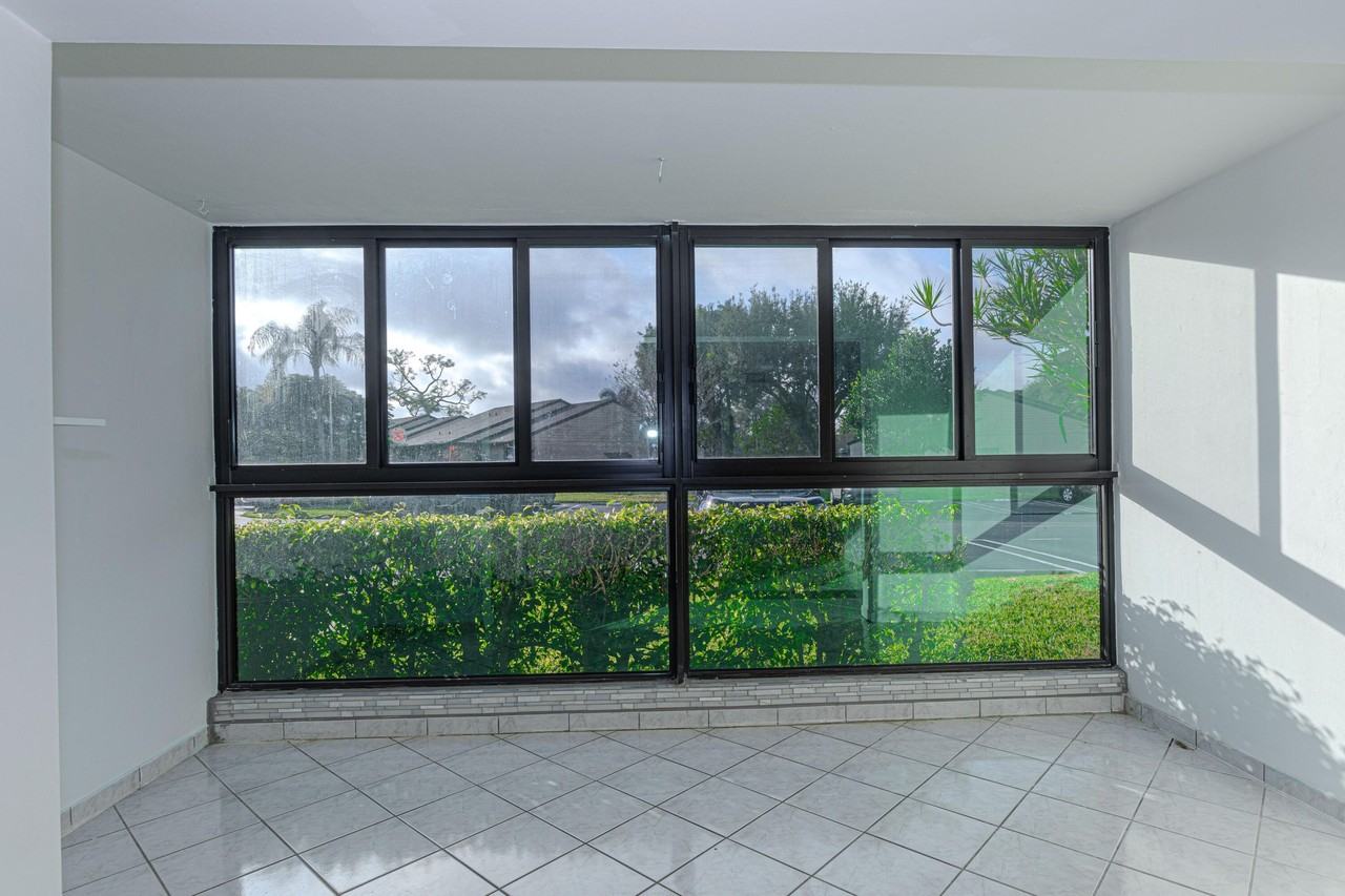 603 Sea Pine Way #C1 - Photo 5 of 32