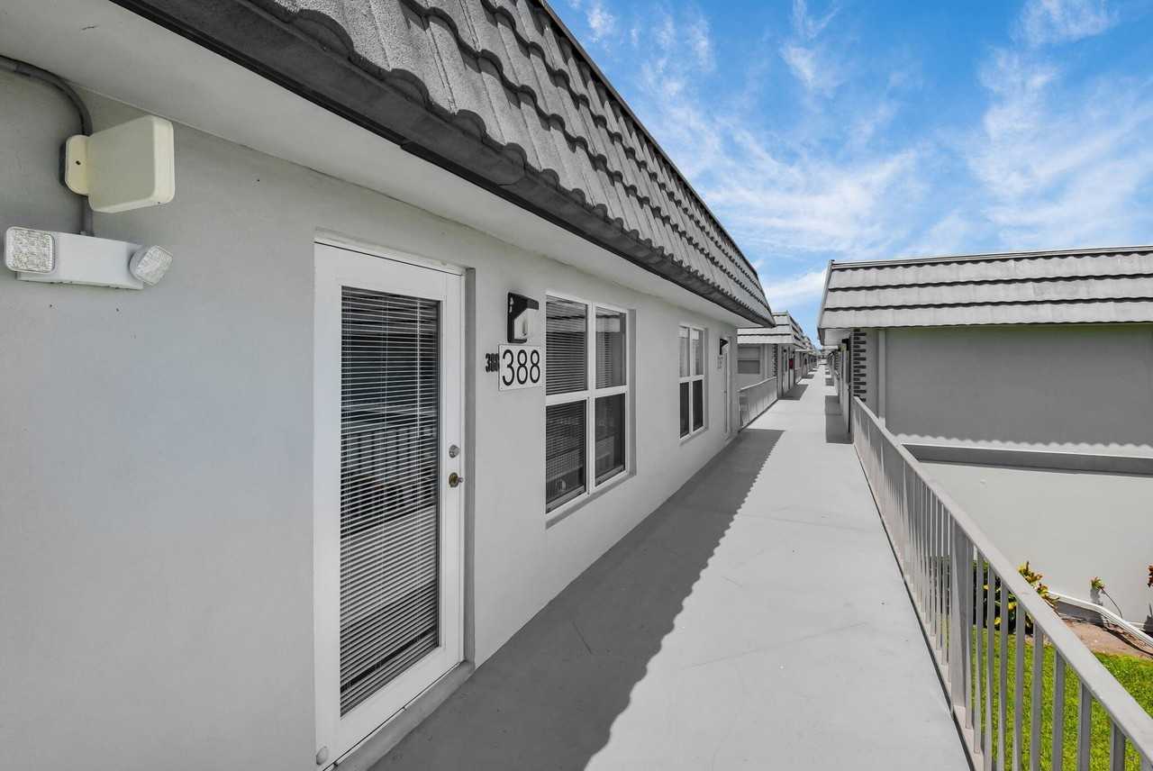 388 Tuscany G #388 - Photo 5 of 50