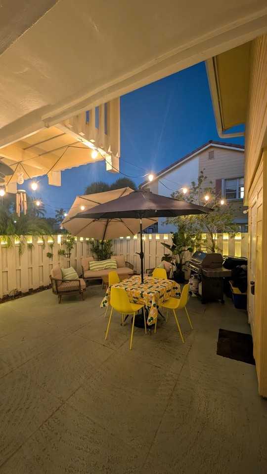 274 Seabreeze Cir - Photo 2 of 32