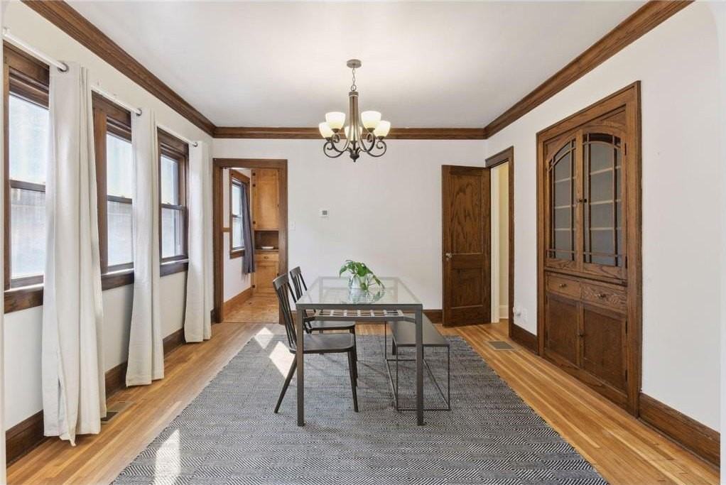 953 17th Avenue Southeast - Photo 4 of 18