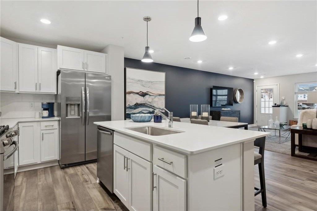 5289 Long Pointe Pass - Photo 3 of 10