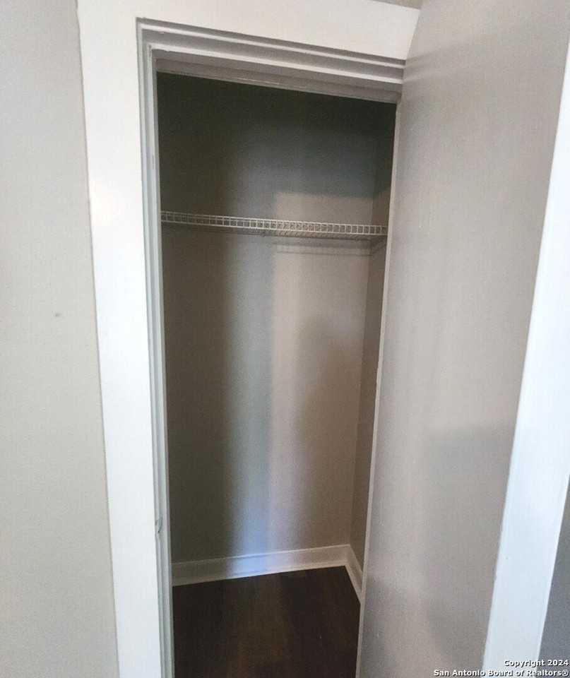 924 West Kings Highway #3 - Photo 6 of 8