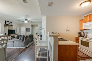 featured image of 3211 Stoney Grv