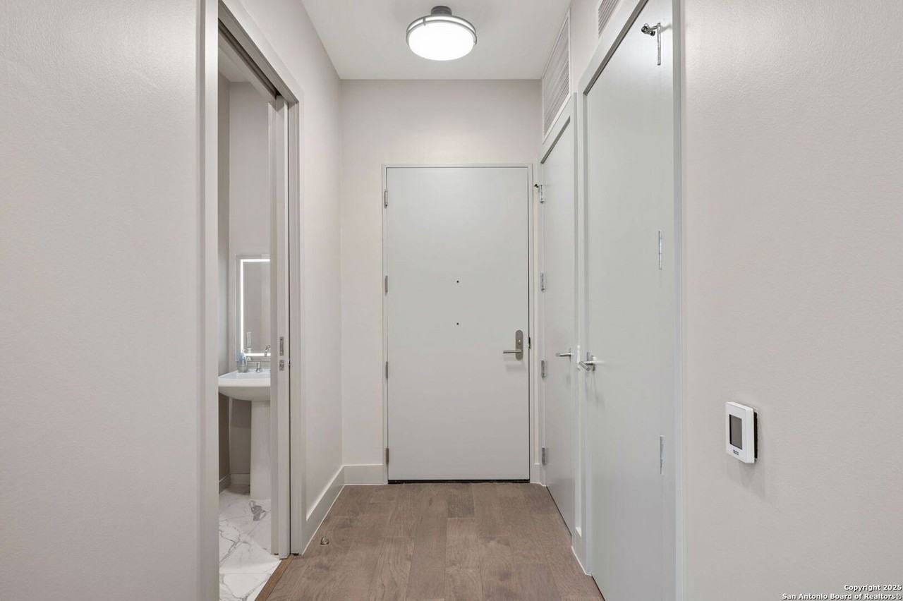 123 Lexington Ave Apt 1308 #1308 - Photo 6 of 26