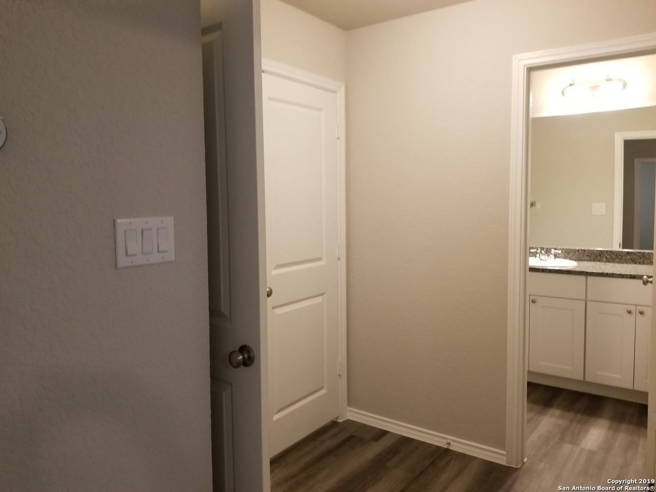 11327 Babcock Xing - Photo 6 of 17