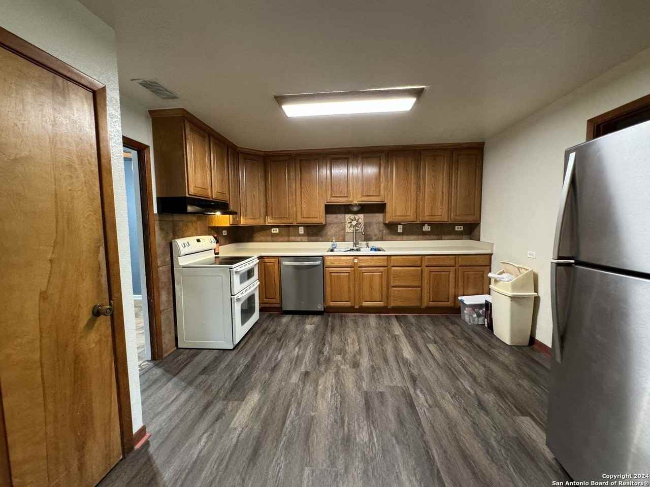 119 Greenlawn Avenue - Photo 7 of 25