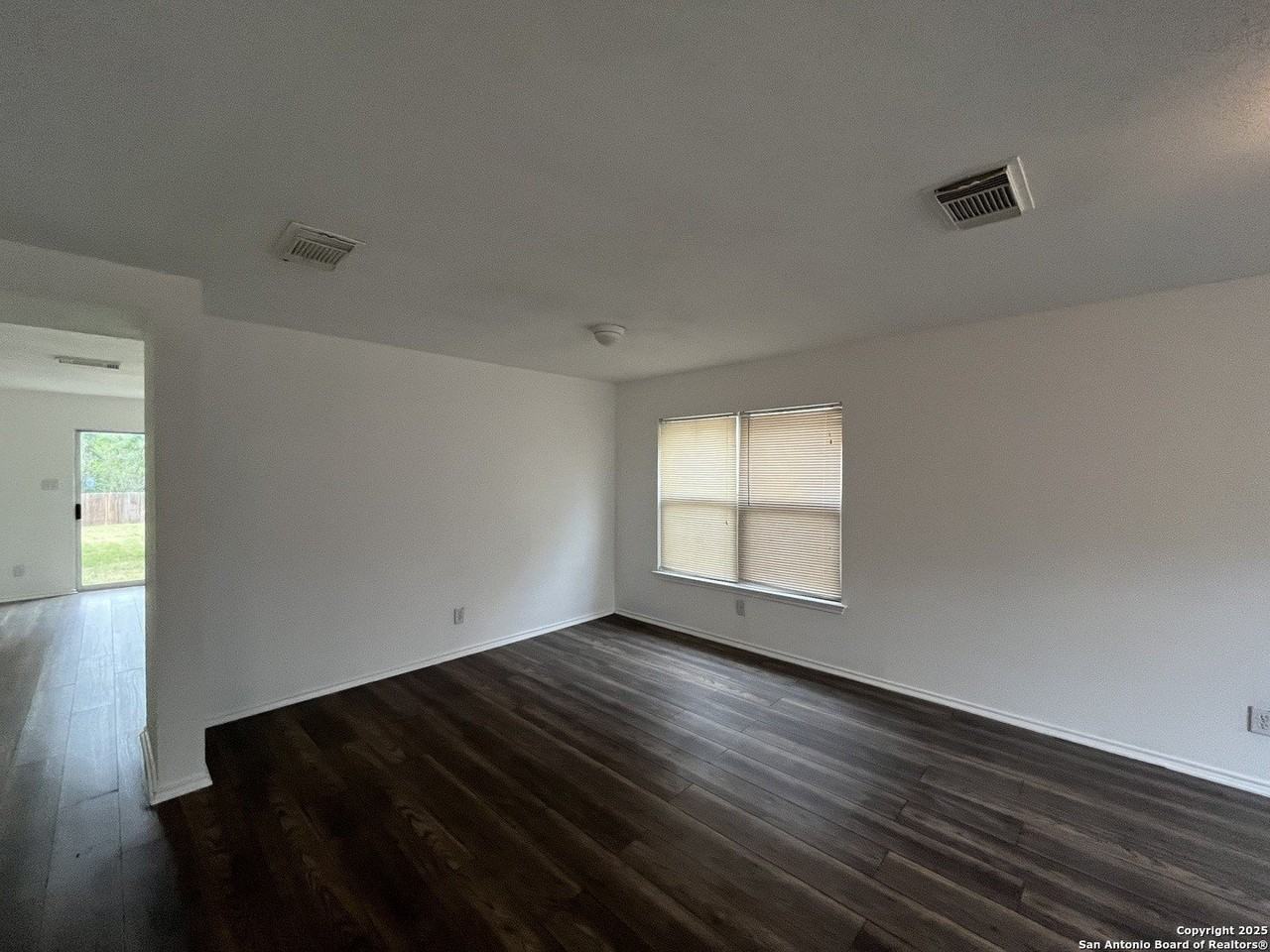 8419 Manderly Pl - Photo 3 of 34