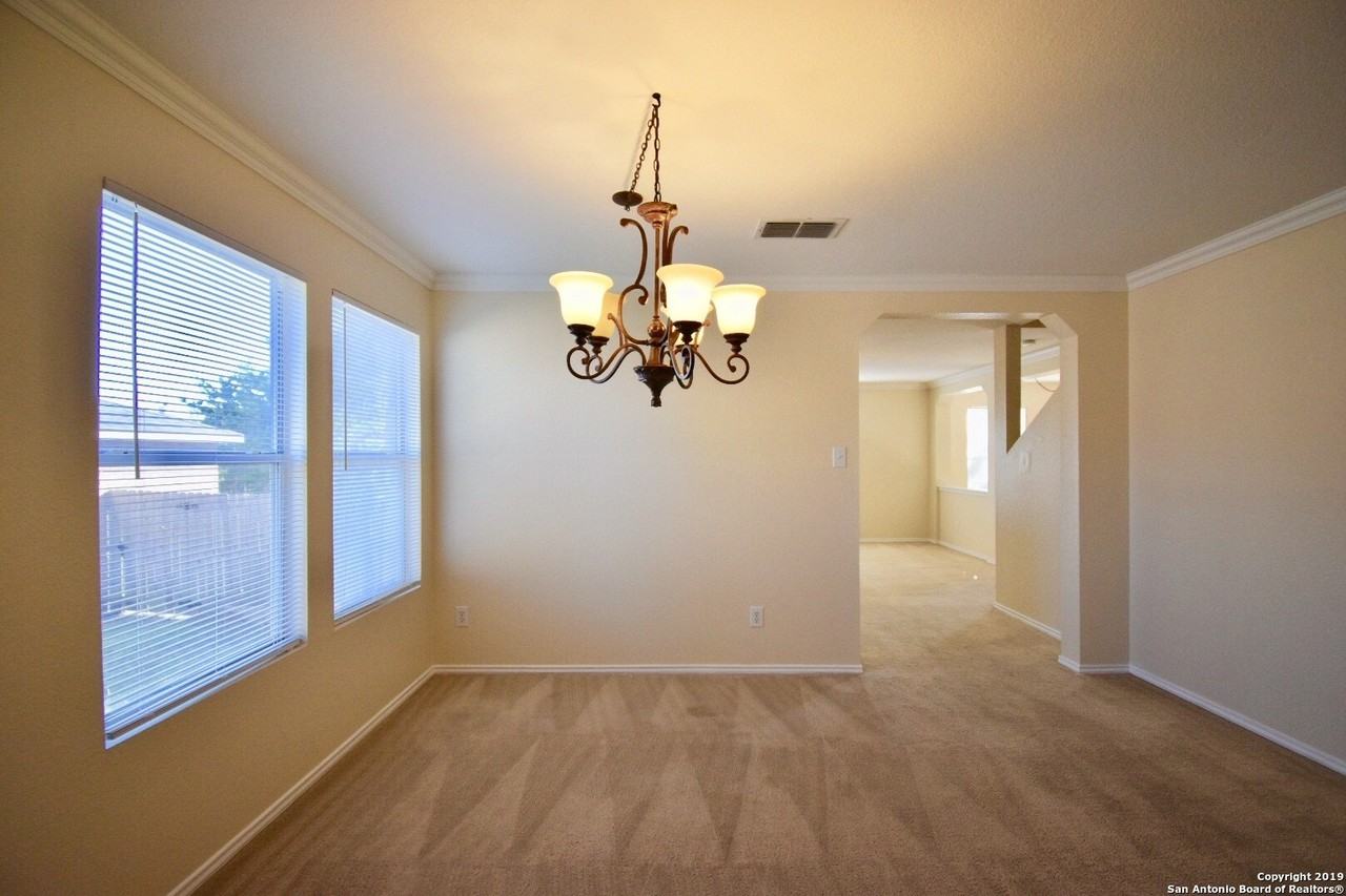 120 Tower Bluff - Photo 4 of 24