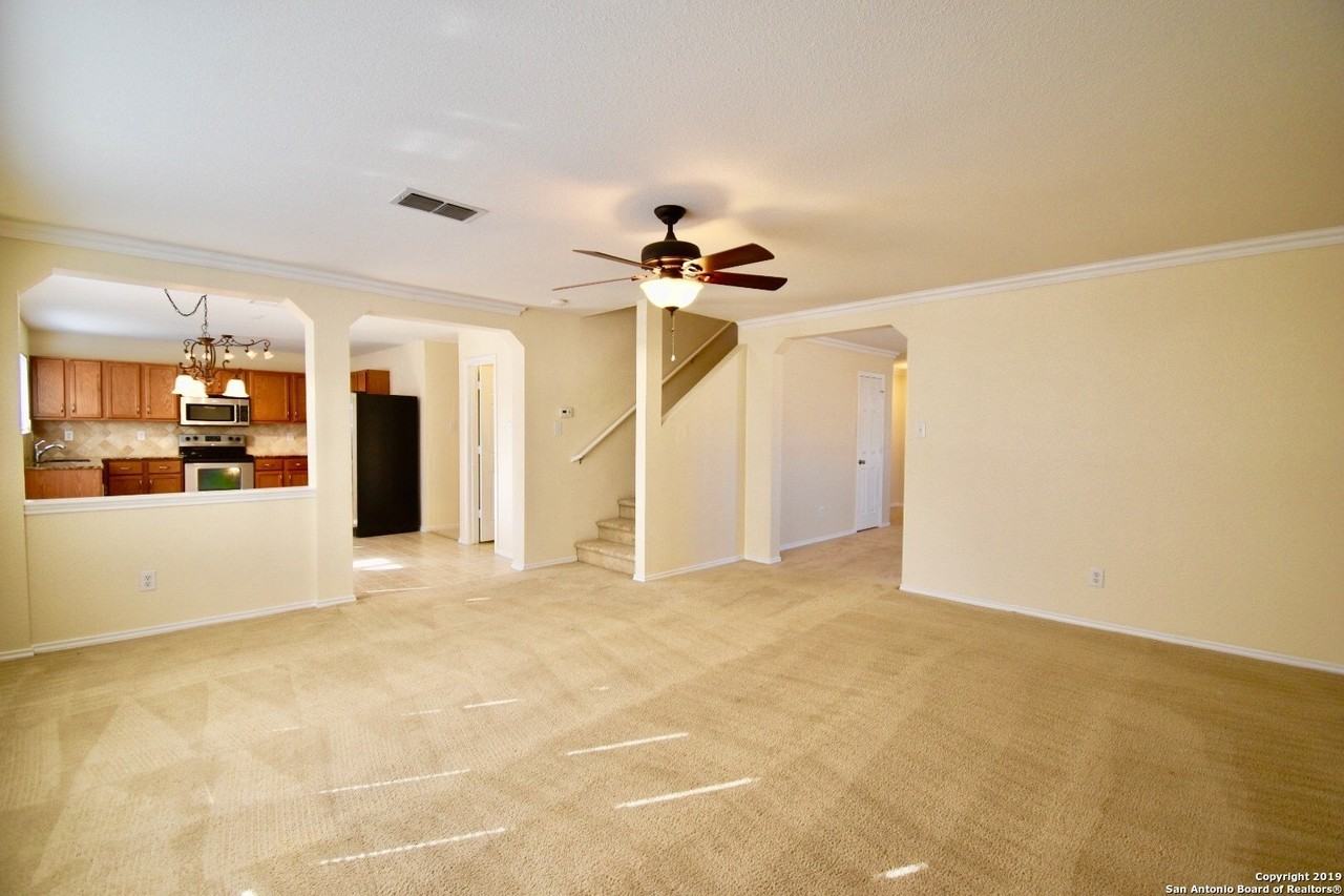 120 Tower Bluff - Photo 5 of 24