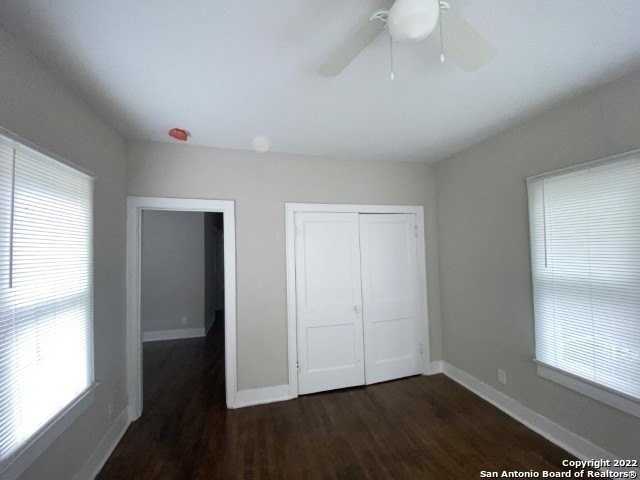 2330 E Commerce St - Photo 2 of 9
