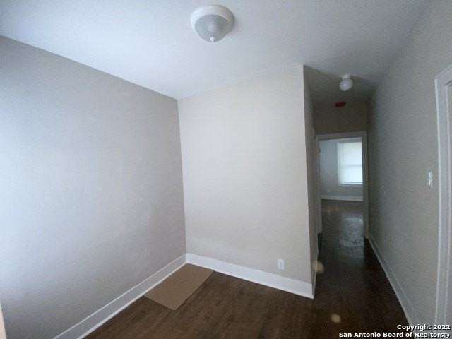 2330 E Commerce St - Photo 4 of 9