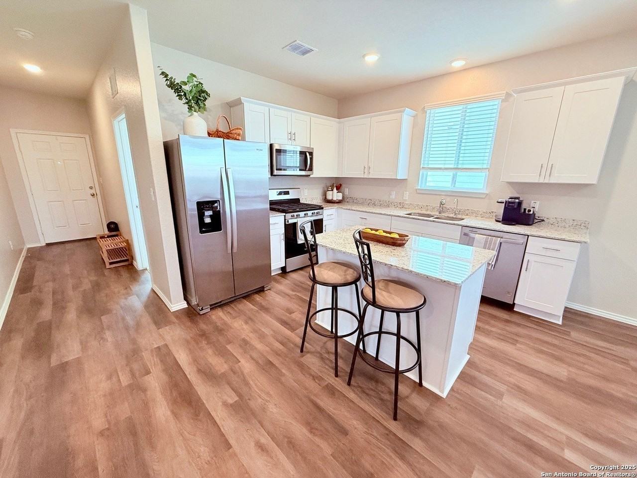 7307 Harvest Bay - Photo 3 of 28